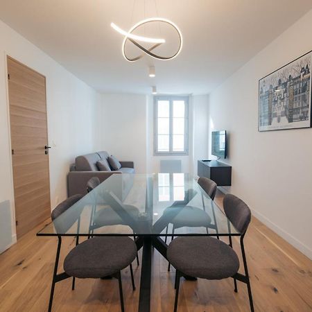 Apartamento A Modern Flat In The Center Of Fontainebleau Exterior foto